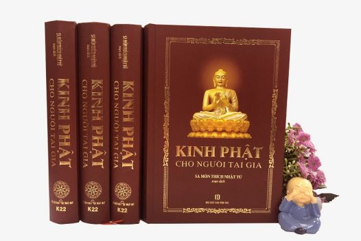 ẤN TỐNG 20.000 QUYỂN KINH PHẬT CHO NGƯỜI TẠI GIA (C203)