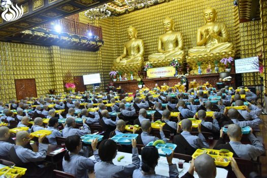 CÚNG DƯỜNG TRAI PHẠN VÀ HỘ TRÌ CHO KHÓA TU (GN3)