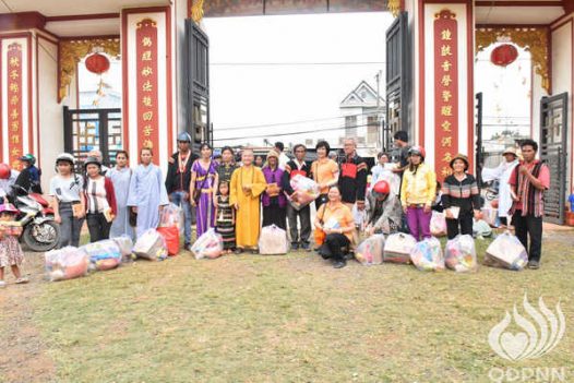 TRAO TẶNG YÊU THƯƠNG CHO NGƯỜI KHIẾM THỊ, NẠN NHÂN CHẤT ĐỘC DA CAM & HỌC SINH TẠI ĐẮK LẮK – C107