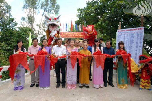 KHỞI CÔNG XÂY DỰNG CẦU ĐƯỜNG & TẶNG QUÀ CHO NHỮNG NGƯỜI NGHÈO TẠI AN GIANG – C23