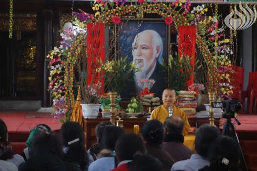 Trao Tặng Quà Cho Học Sinh Nghèo Tại Hà Tĩnh – C68