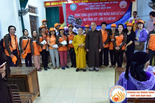 CỨU TRỢ ĐỢT 2 CHO ĐỒNG BÀO LŨ LỤT HÀ TĨNH (C88-2)