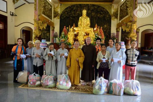 TRAO TẶNG QUÀ VÙNG HẠN HÁN TÂY NGUYÊN – C71