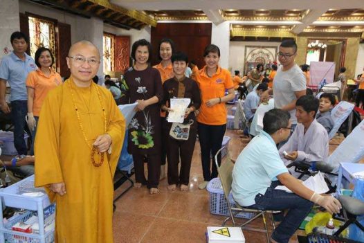 HIẾN MÁU NHÂN ĐẠO LẦN 13 – HM13