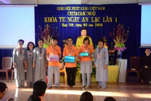 Khóa tu Ngày an lạc kỳ 1- KT1