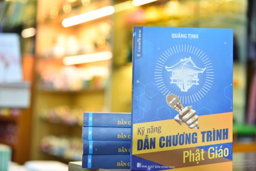 ẤN TỐNG 5.000 QUYỂN “KỸ NĂNG DẪN CHƯƠNG TRÌNH TRONG PHẬT GIÁO” (C221)