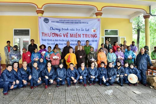 CHƯƠNG TRÌNH CỨU TRỢ LŨ LỤT  “THƯƠNG VỀ MIỀN TRUNG” (C262)