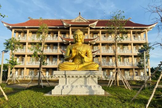 HÙN PHƯỚC XÂY CHÙA QUAN ÂM ĐÔNG HẢI  (SÓC TRĂNG) (QAĐH-3)