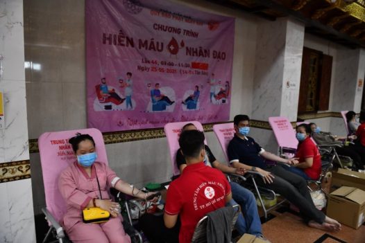 CHÙA GIÁC NGỘ: GẦN 450 NGƯỜI THAM GIA HIẾN MÁU NHÂN ĐẠO LẦN THỨ 44 (HM44)