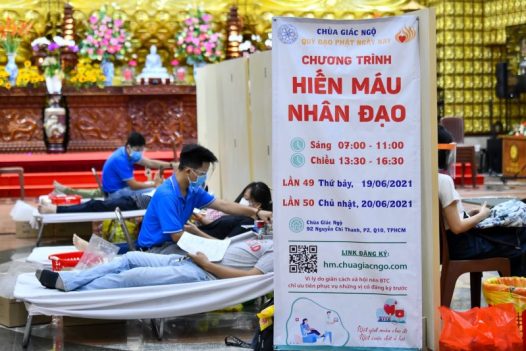 NGÀY 19-6: GẦN 500 NGƯỜI THAM GIA HIẾN MÁU TẠI CHÙA GIÁC NGỘ (“Giải Cứu” Kho Máu Cứu Người Tại Bệnh Viện Chợ Rẫy Đang Dần Cạn Kiệt) (HM49)