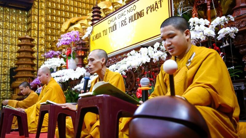 Khóa tu Tuổi Trẻ Hướng Phật: TUỔI TRẺ VÀ GIÁO DỤC ĐẠO ĐỨC PHẬT GIÁO