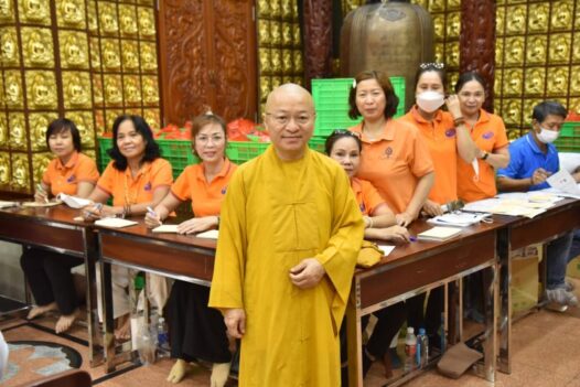 HƠN 300 NGƯỜI THAM GIA HIẾN MÁU NHÂN ĐẠO LẦN THỨ 59 TẠI CHÙA GIÁC NGỘ (HM59)