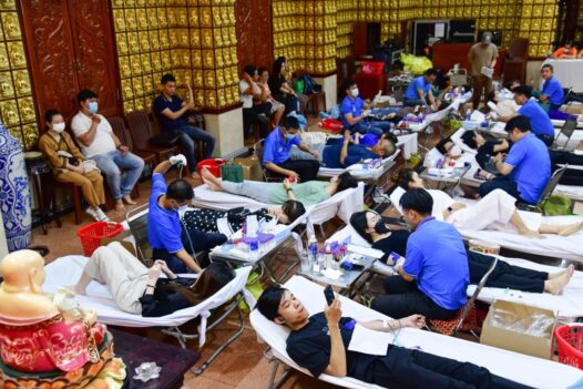 Tiếp nhận 204 đơn vị máu sau chương trình Hiến máu nhân đạo tại chùa Giác Ngộ  (HM63)