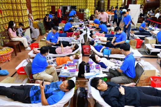 CHÙA GIÁC NGỘ: GẦN 450 TÌNH NGUYỆN VIÊN HIẾN MÁU ĐẦU XUÂN (HM67)