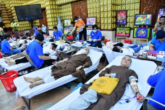 CHÙA GIÁC NGỘ TIẾP TỤC LÀM CẦU NỐI SAN SẺ GIỌT MÁU HỒNG (HM75)