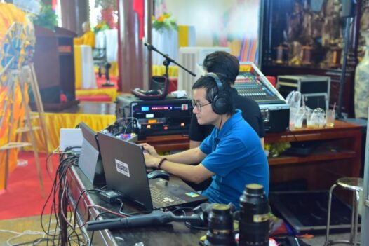 LAN TỎA CHÁNH PHÁP KỲ 11 (CP11)