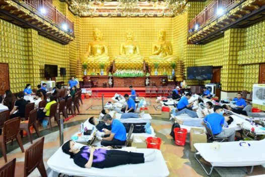 GẦN 200 NGƯỜI HIẾN MÁU NHÂN ĐẠO, TRAO GỬI YÊU THƯƠNG (HM83)