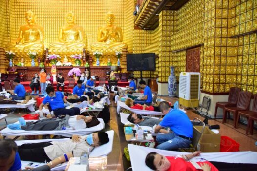 GÓP GIỌT MÁU HỒNG CHO NGÀY XUÂN THÊM Ý NGHĨA