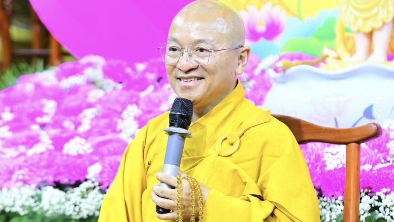 PHẬT ĐẢN 2025 – ÁNH SÁNG TỪ BI LAN TỎA, DÒNG NGƯỜI HƯỚNG VỀ CHÁNH PHÁP