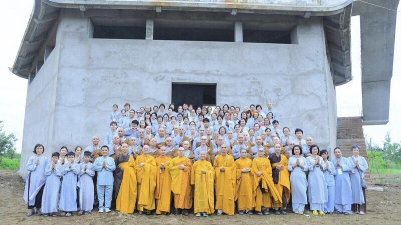 HOÀN TẤT GIAI ĐOẠN 1 CÔNG TRÌNH TÔN TƯỢNG BỒ TÁT QUAN ÂM TẠI CHÙA QUAN ÂM ĐÔNG HẢI (CẦN THƠ)
