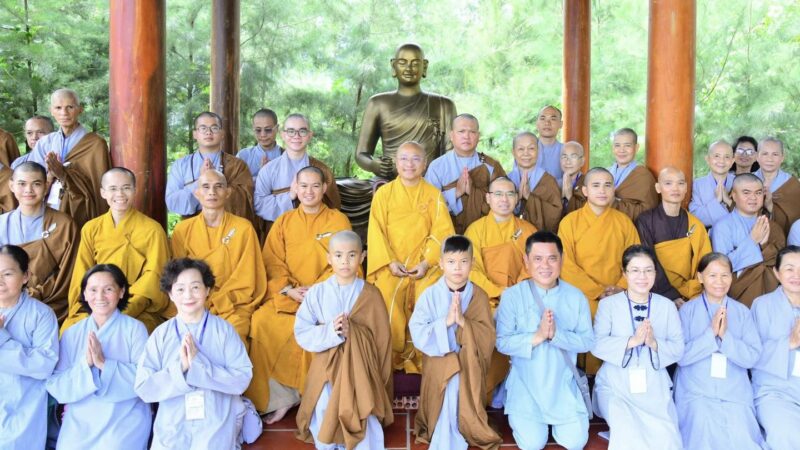 LỄ BẾ MẠC KHÓA TU XUẤT GIA GIEO DUYÊN LẦN 8 TẠI CHÙA QUAN ÂM ĐÔNG HẢI (CẦN THƠ)