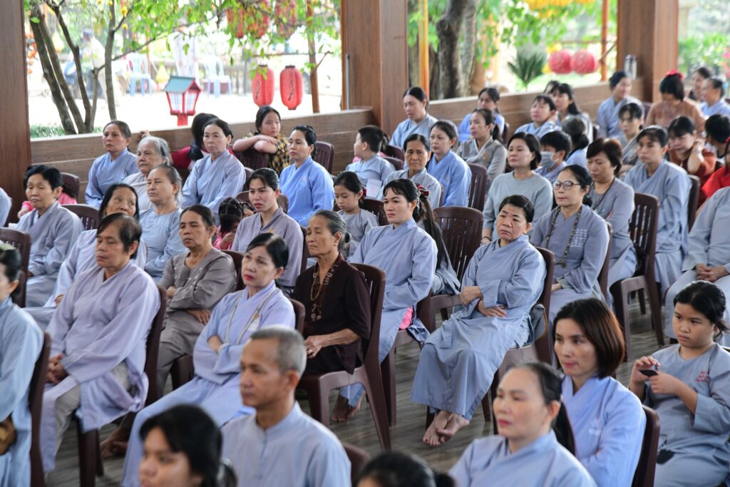 THẦY NHẬT TỪ CHIA SẺ PHƯƠNG PHÁP THẢN NHIÊN ĐỂ AN YÊN TẠI CHÙA PHÁP BẢO