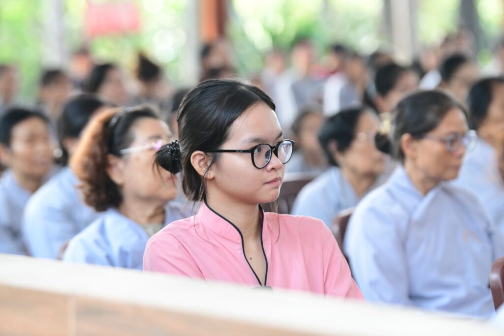 THẦY NHẬT TỪ CHIA SẺ PHƯƠNG PHÁP THẢN NHIÊN ĐỂ AN YÊN TẠI CHÙA PHÁP BẢO