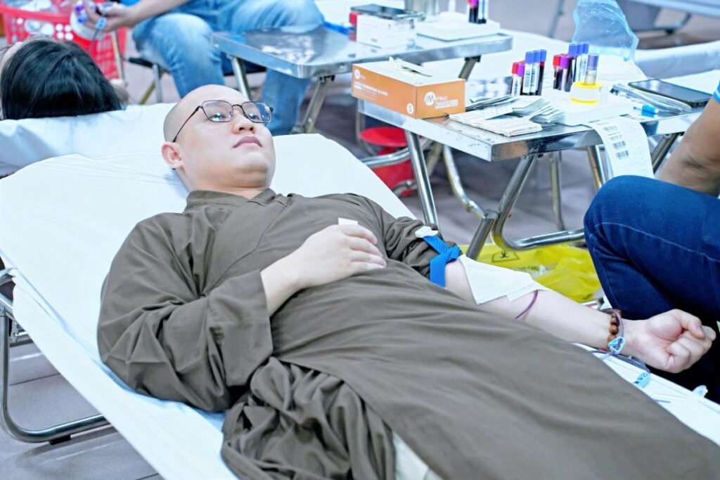 LAN TỎA HẠNH NGUYỆN TỪ BI QUA CHƯƠNG TRÌNH HIẾN MÁU CỨU NGƯỜI TẠI THIỀN VIỆN QUẢNG ĐỨC