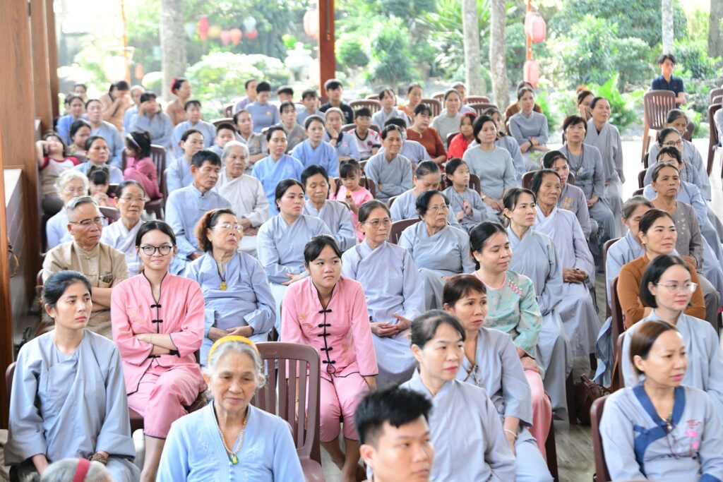 THẦY NHẬT TỪ CHIA SẺ PHƯƠNG PHÁP THẢN NHIÊN ĐỂ AN YÊN TẠI CHÙA PHÁP BẢO