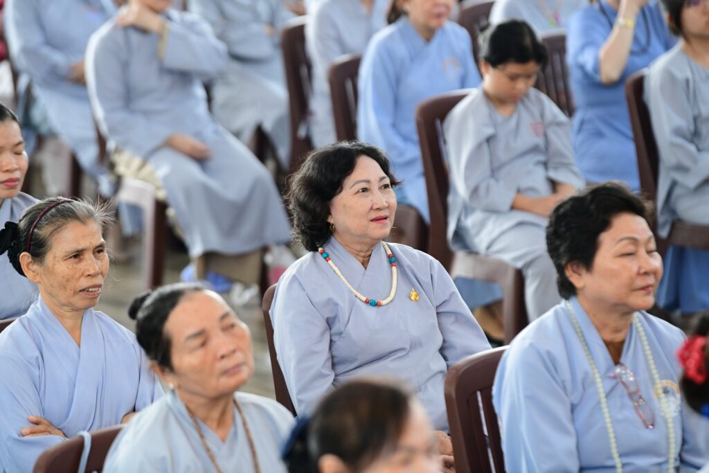 THẦY NHẬT TỪ CHIA SẺ PHƯƠNG PHÁP THẢN NHIÊN ĐỂ AN YÊN TẠI CHÙA PHÁP BẢO