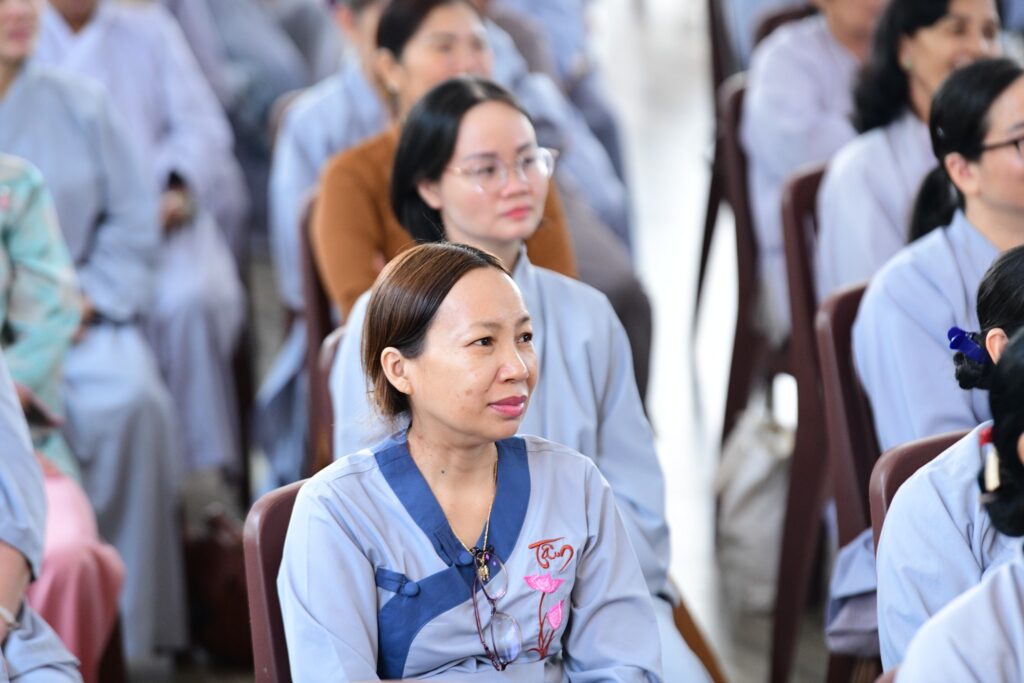 THẦY NHẬT TỪ CHIA SẺ PHƯƠNG PHÁP THẢN NHIÊN ĐỂ AN YÊN TẠI CHÙA PHÁP BẢO