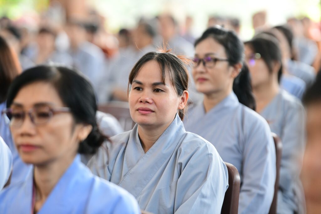 THẦY NHẬT TỪ CHIA SẺ PHƯƠNG PHÁP THẢN NHIÊN ĐỂ AN YÊN TẠI CHÙA PHÁP BẢO