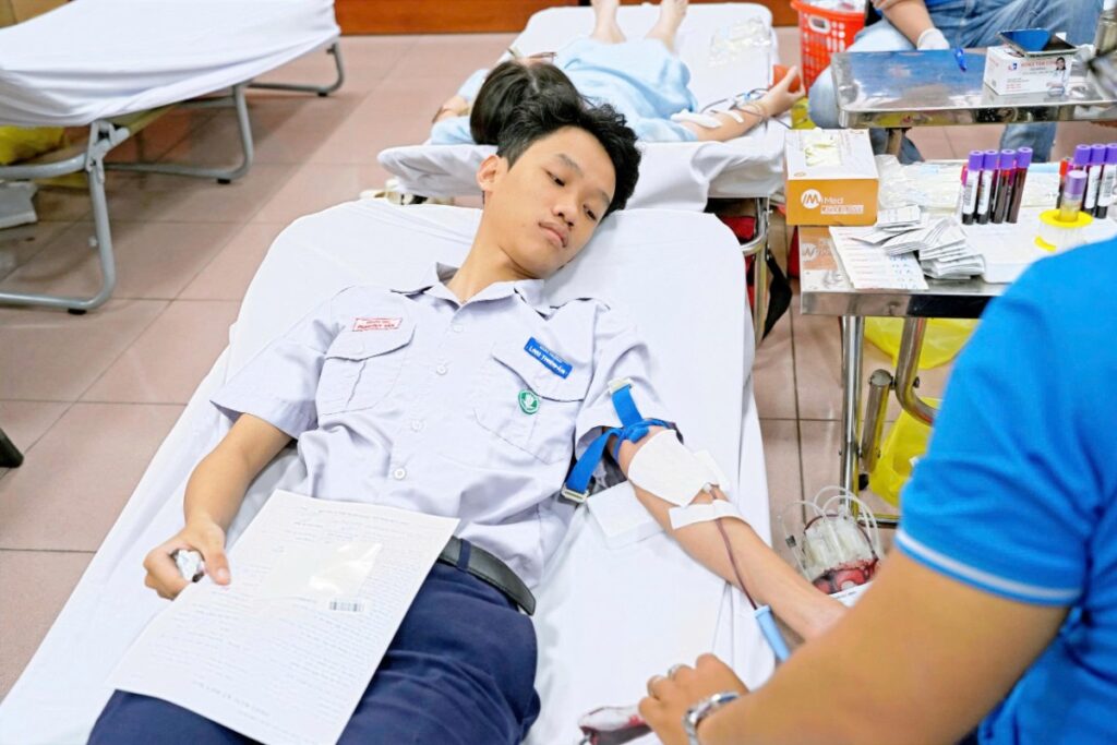 LAN TỎA HẠNH NGUYỆN TỪ BI QUA CHƯƠNG TRÌNH HIẾN MÁU CỨU NGƯỜI TẠI THIỀN VIỆN QUẢNG ĐỨC