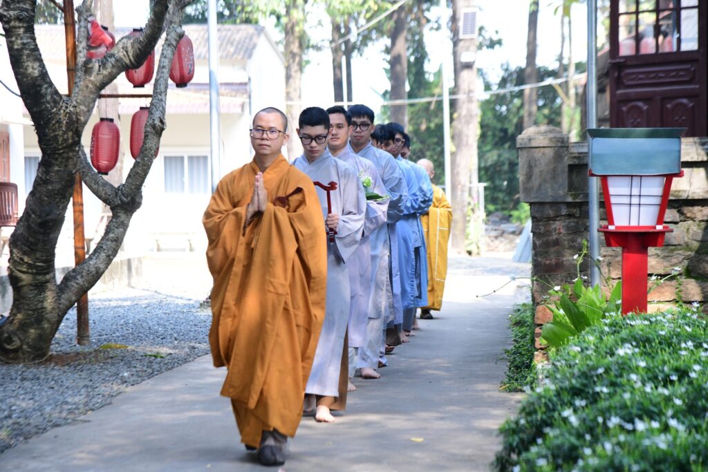 THẦY NHẬT TỪ CHIA SẺ PHƯƠNG PHÁP THẢN NHIÊN ĐỂ AN YÊN TẠI CHÙA PHÁP BẢO