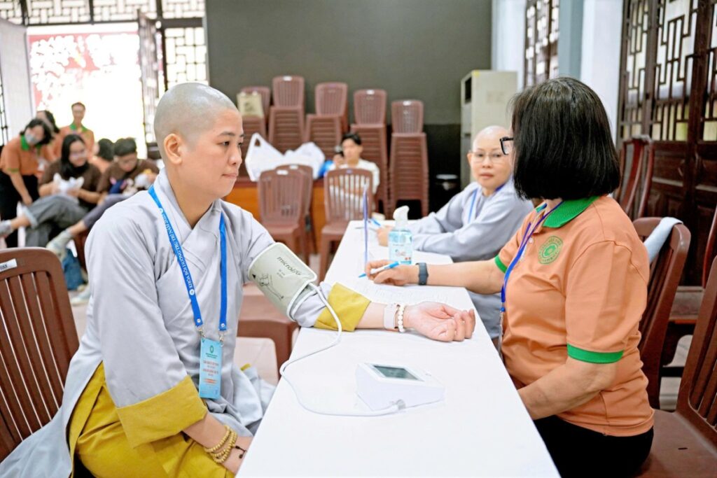 LAN TỎA HẠNH NGUYỆN TỪ BI QUA CHƯƠNG TRÌNH HIẾN MÁU CỨU NGƯỜI TẠI THIỀN VIỆN QUẢNG ĐỨC