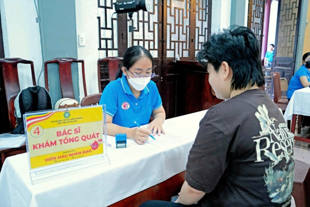 LAN TỎA HẠNH NGUYỆN TỪ BI QUA CHƯƠNG TRÌNH HIẾN MÁU CỨU NGƯỜI TẠI THIỀN VIỆN QUẢNG ĐỨC