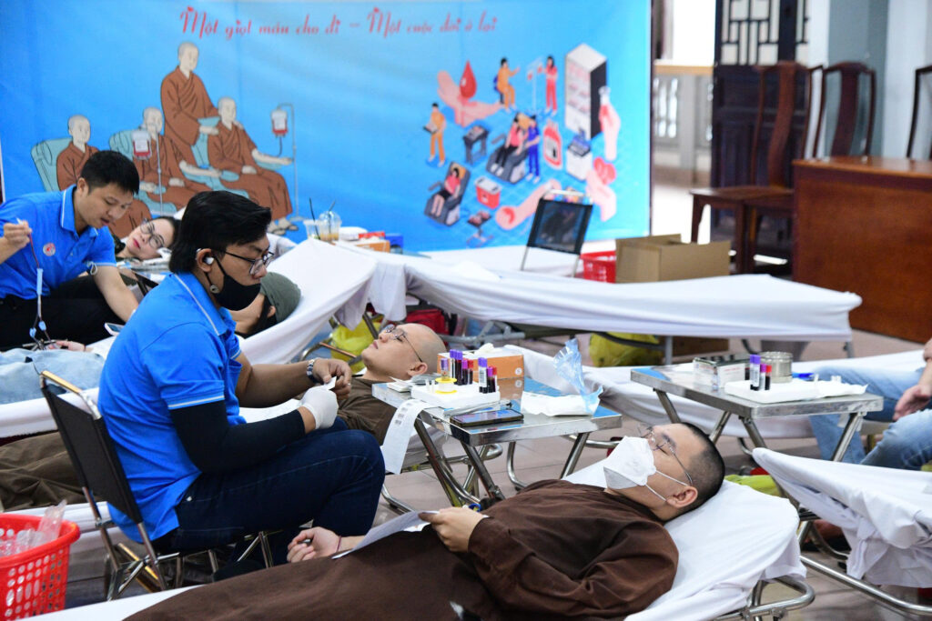 LAN TỎA HẠNH NGUYỆN TỪ BI QUA CHƯƠNG TRÌNH HIẾN MÁU CỨU NGƯỜI TẠI THIỀN VIỆN QUẢNG ĐỨC