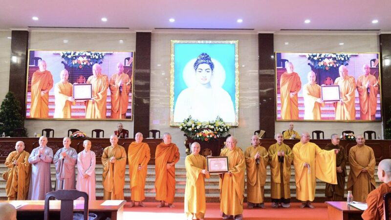 BAN TRỊ SỰ PHẬT GIÁO TP.HCM TUYÊN DƯƠNG CÔNG ĐỨC BAN ĐIỀU HÀNH ĐẠO TRÀNG ĐẠO PHẬT NGÀY NAY, CHÙA GIÁC NGỘ