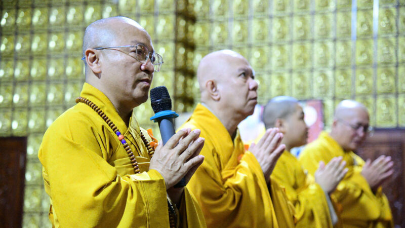 THÔNG ĐIỆP SÂU SẮC TỪ BUỔI SÁM HỐI TẠI CHÙA GIÁC NGỘ: BỐN CÁI NHÌN VỀ MỘT CẢNH – CẨN THẬN TRONG TIẾP NHẬN THÔNG TIN