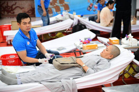 LAN TỎA HẠNH NGUYỆN BỒ TÁT TRONG MÙA PHẬT ĐẢN TẠI THIỀN VIỆN QUẢNG ĐỨC
