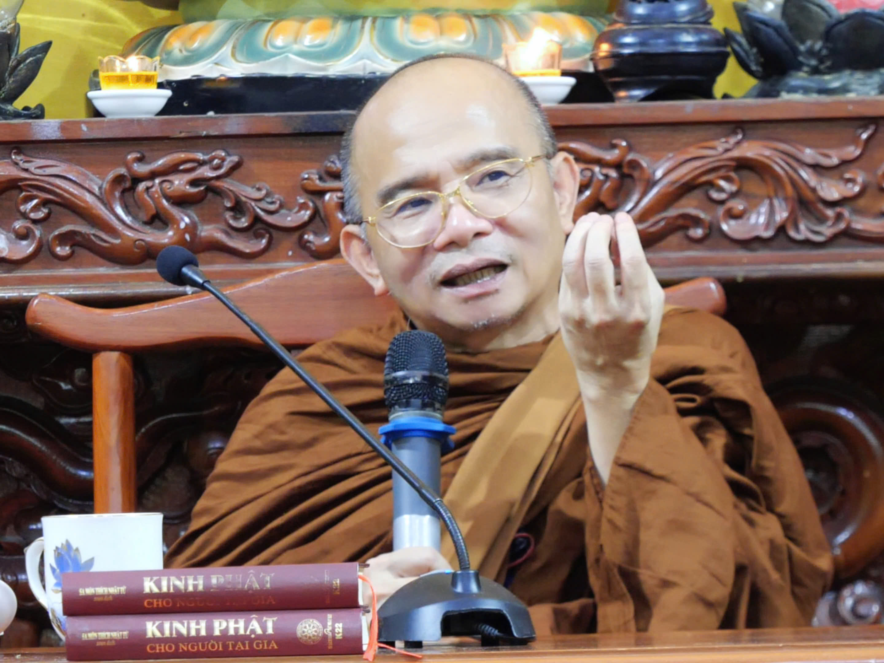 SƯ GIÁC NGUYÊN PHÁ VỠ LẦM TƯỞNG VỀ “NGHIỆP” TRƯỚC HƠN 600 HÀNH GIẢ