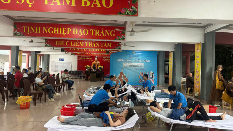 “HIẾN MÁU CỨU NGƯỜI – HÀNH ĐẠO BỒ-TÁT”: NỐI DÀI HẠNH NGUYỆN TỪ BI