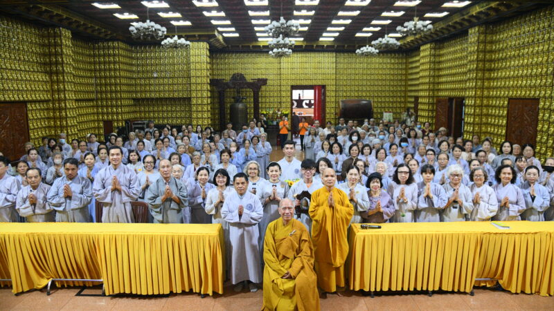 TRẠCH PHÁP TỪ KHÔNG GIAN MẠNG – GIỮ TÂM TỈNH THỨC GIỮA DÒNG CHẢY THỜI ĐẠI SỐ